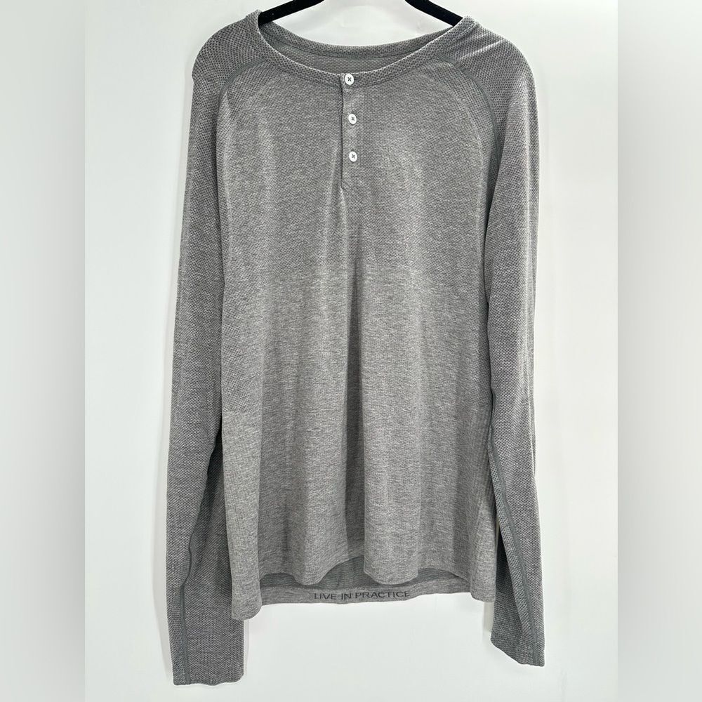 Lululemon Metal Vent Tech Long Sleeve Henley 2.0 Grey Size Large - Picture 2 of 7